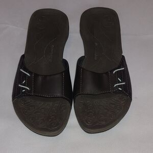 Columbia GRT Hip  Slide Sandals Brown blue thread size 7 women